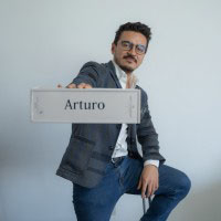 Arturo Aguilar (México) 